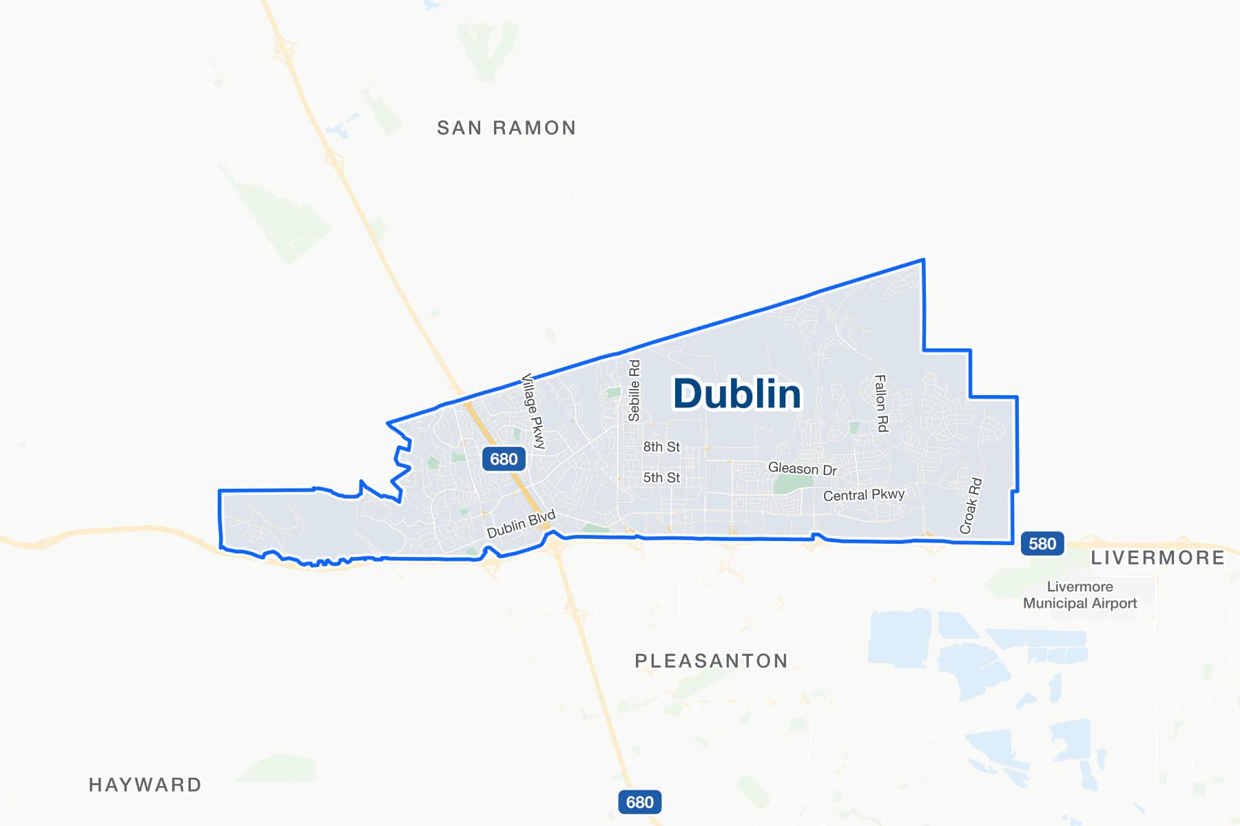 Street map of Dublin, California, with Interstate 580 along the south side and Interstate 680 crossing the west side.