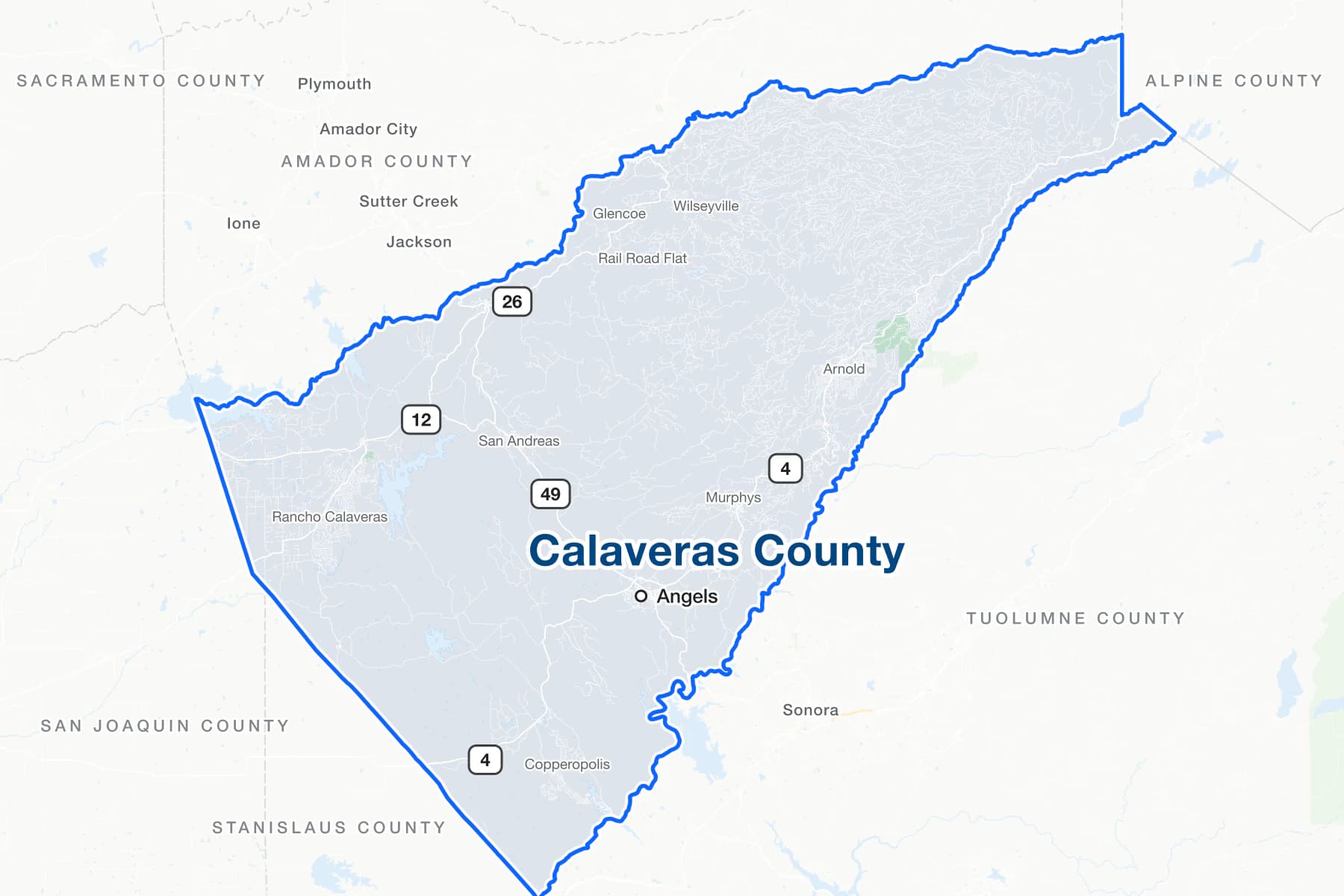 Mapa del condado de Calaveras, California, con Angels, San Andreas, Murphys, Arnold y Copperopolis, y las rutas estatales 4, 49, 12 y 26.