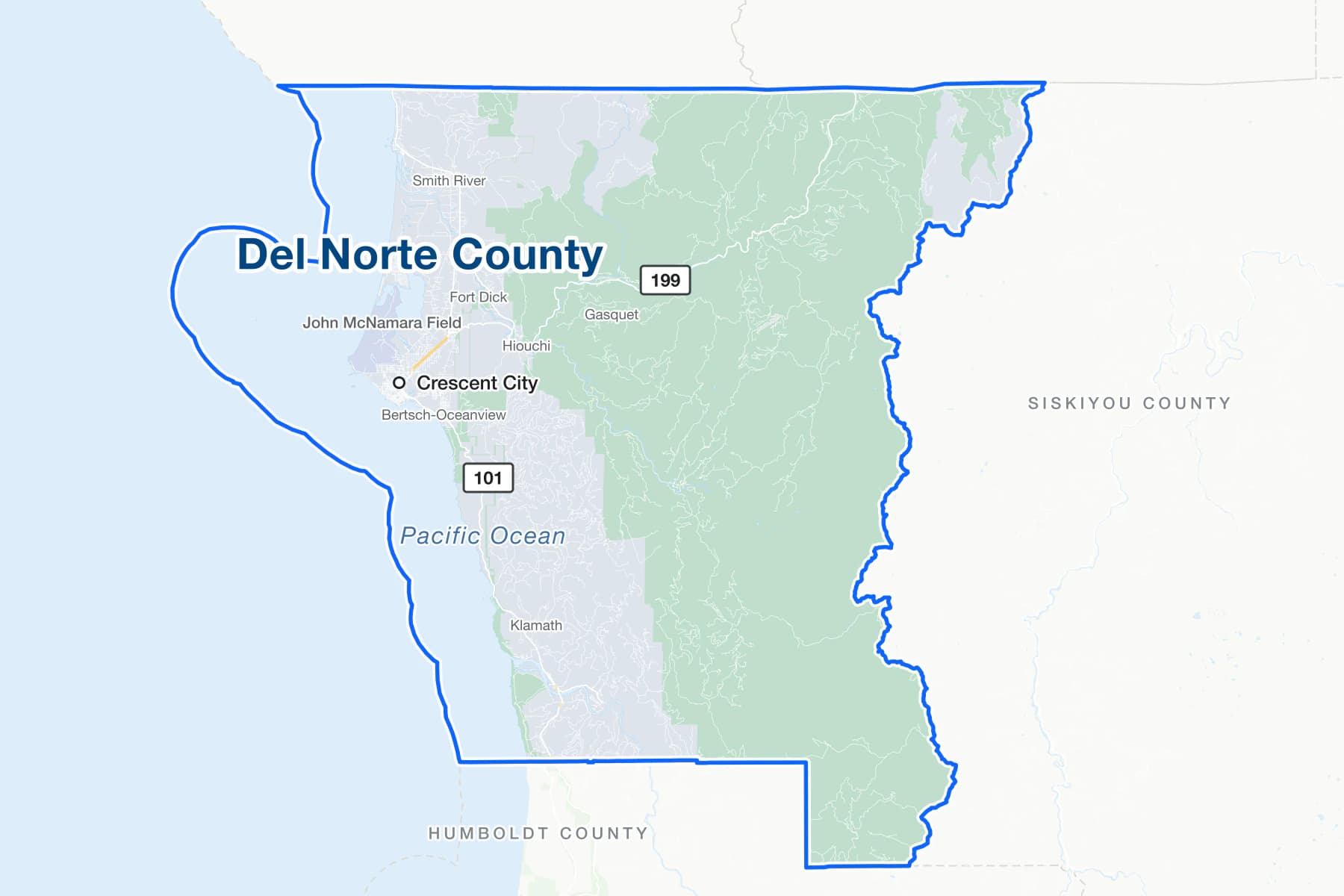 Map of Del Norte County, California, on the Pacific coast, showing Crescent City, Smith River, Klamath, Gasquet and Hiouchi, with US 101 and US 199.