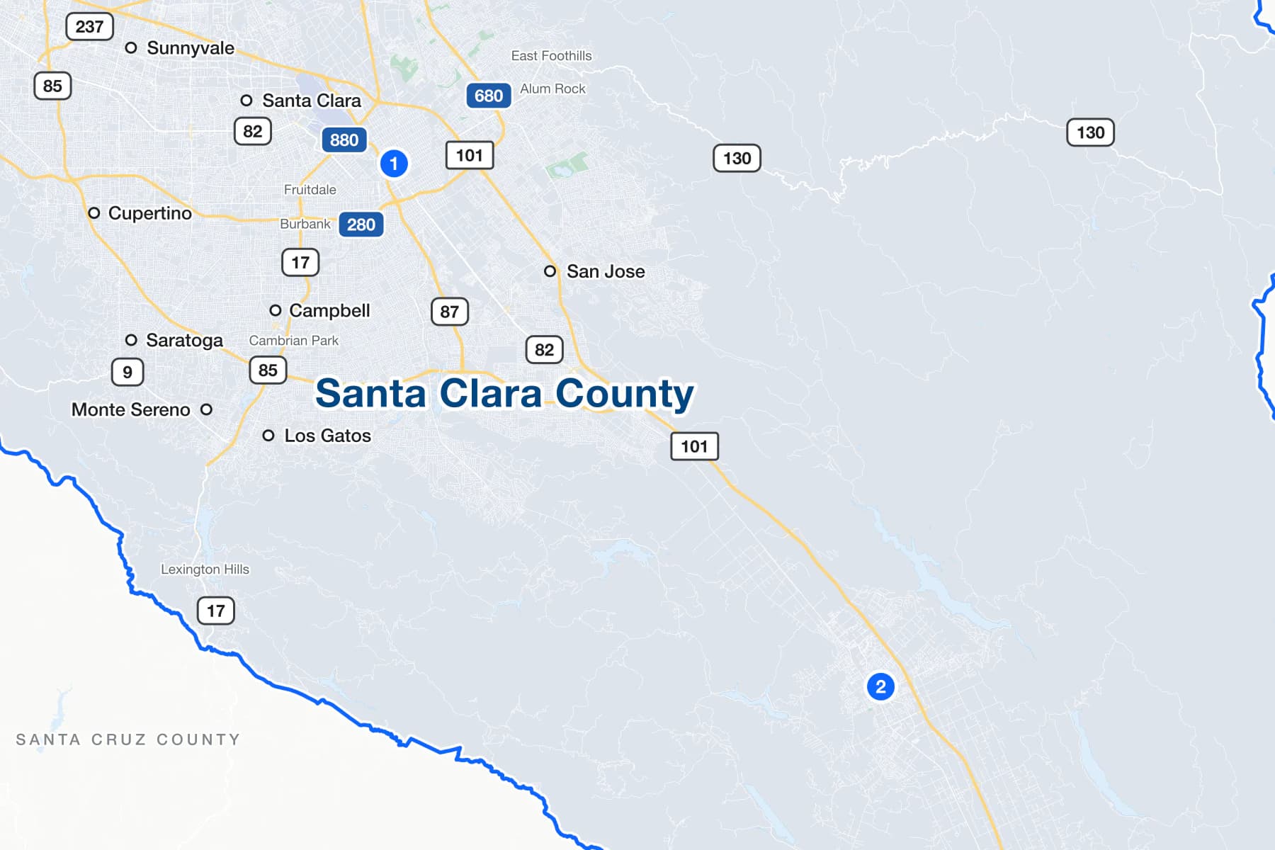 Mapa del condado de Santa Clara, California, con marcadores numerados en el Family Justice Center Courthouse en San José y el South County Morgan Hill Courthouse.
